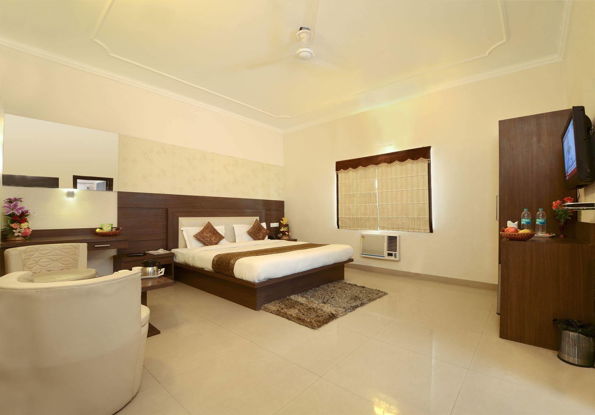 Fabhotel Plus Maniram Palace Agra  Luaran gambar